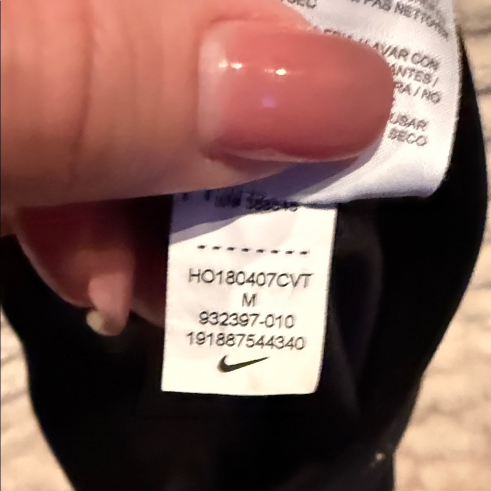 Nike Pro Women’s Black Leggings - Size Medium - image 2